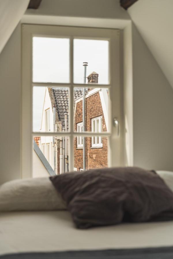 Tiny Attic On The Herengracht, Private Room Amsterdam Bagian luar foto